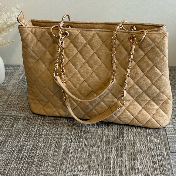 Elegant Beige Quilted Tote Bag Laptop bag - Picture 6 of 8